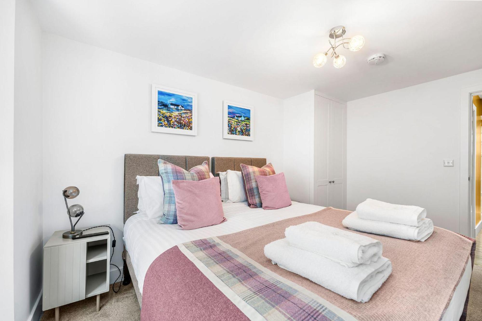 Righ Properties - Luxury West End Artisan Apartment エディンバラ エクステリア 写真