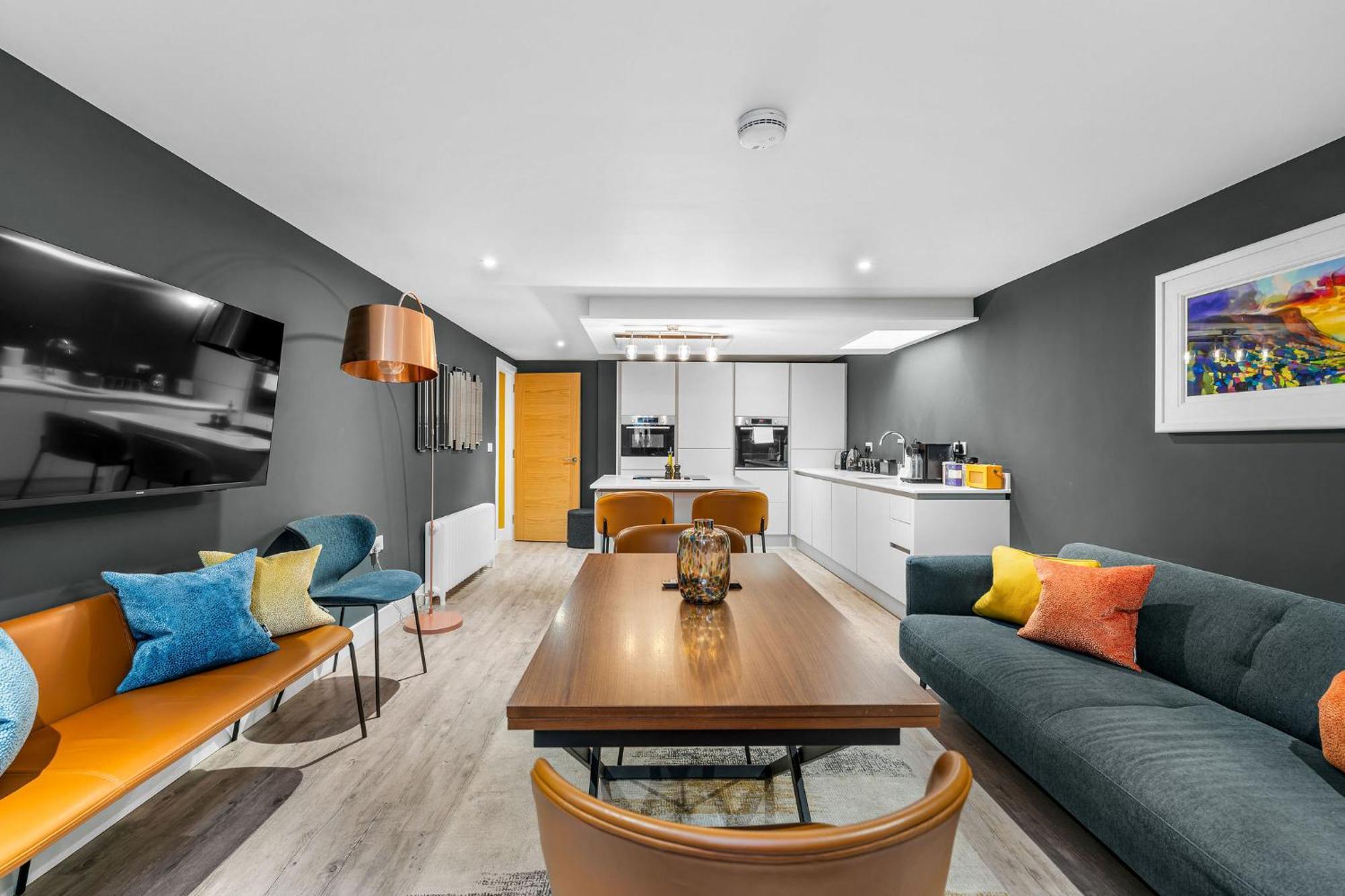 Righ Properties - Luxury West End Artisan Apartment エディンバラ エクステリア 写真