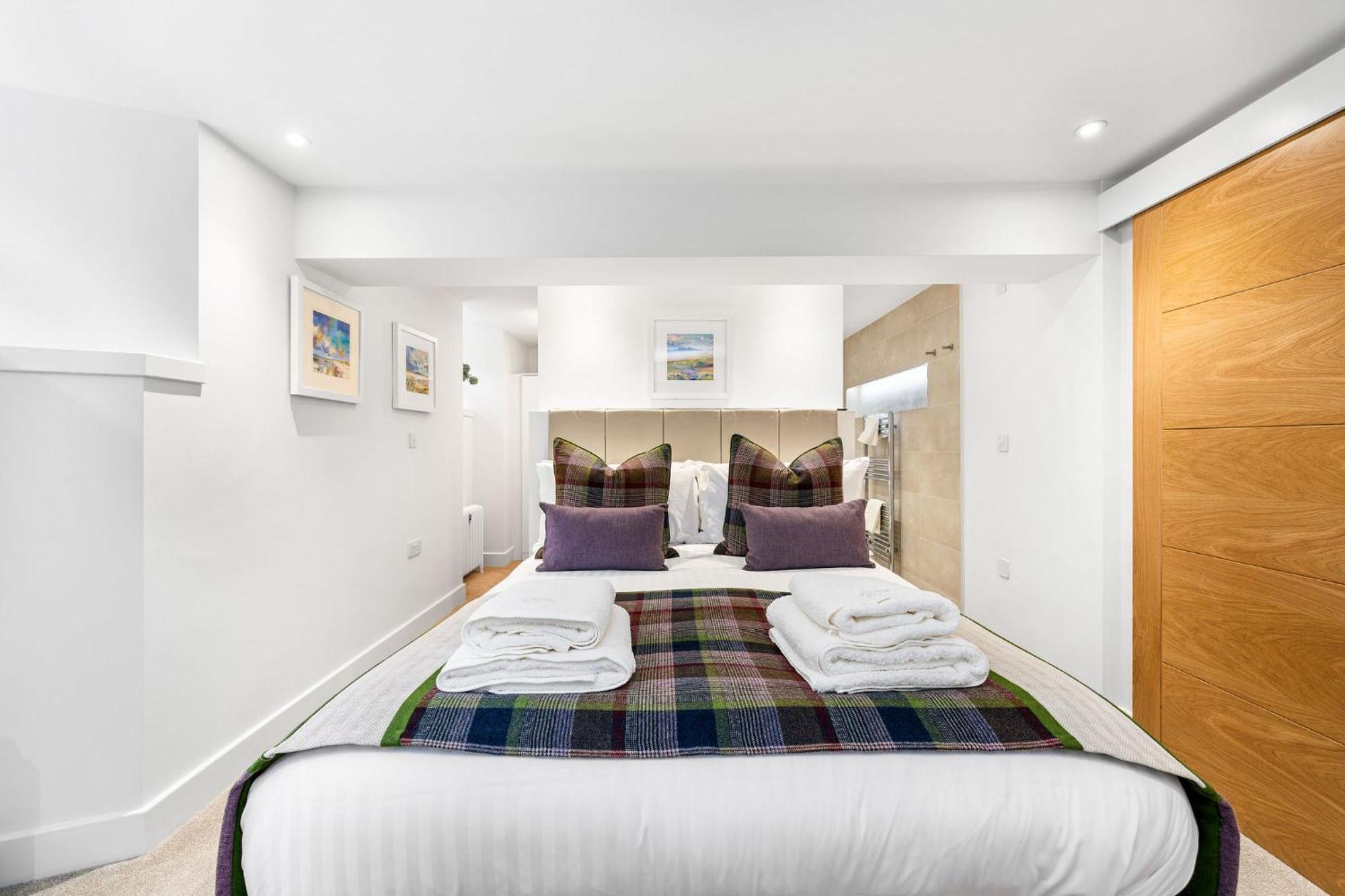 Righ Properties - Luxury West End Artisan Apartment エディンバラ エクステリア 写真